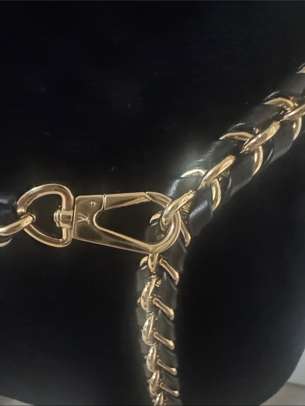 Louis Vuitton Black and Gold Chain Waistbelt with LV Medallion - Picture 5 of 6